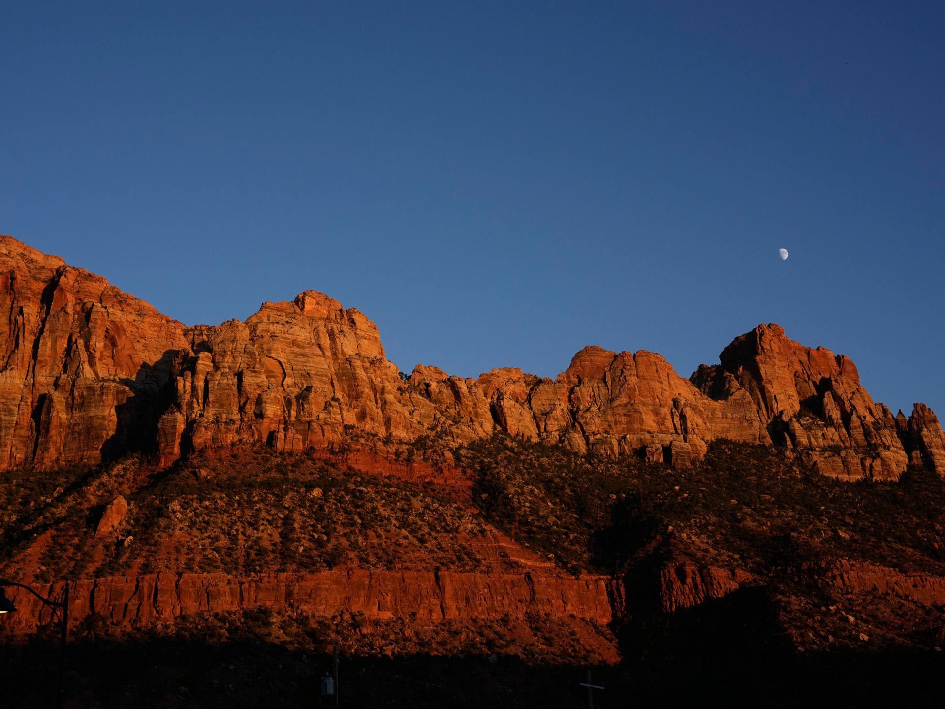Parques de Gringolandia: El Impuesto Oculto a Mexicanos