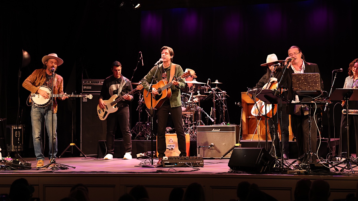 AVTT/PTTN: El Matrimonio Forzado que la Industria Oculta