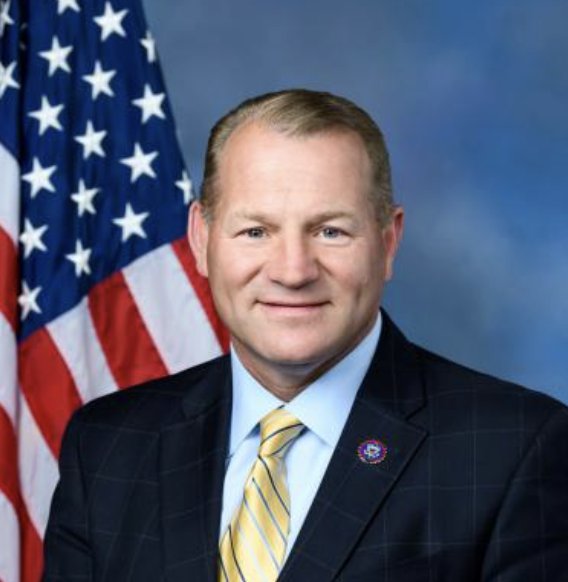 Pánico en el Capitolio: Aliado de Trump Abandona el Barco