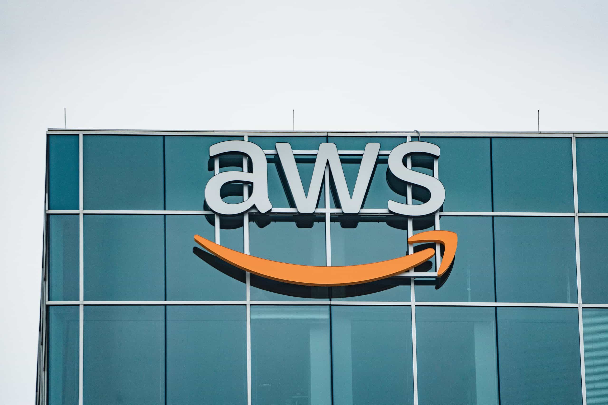AWS Asesta Golpe Mortal a VMware, Nvidia Se Rinde Ante el Monopolio