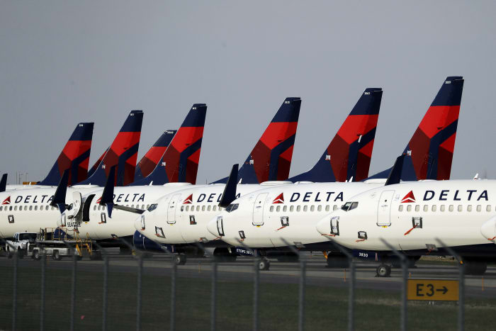 El Colapso de Delta en Detroit Revela la Crisis Aérea Global