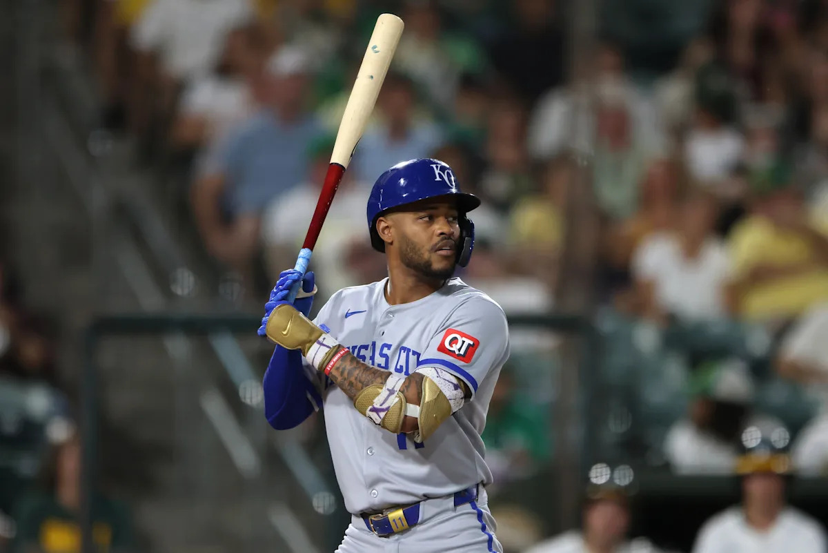 Royals Aseguran a Maikel García: El Cálculo Cínico Tras el Contrato