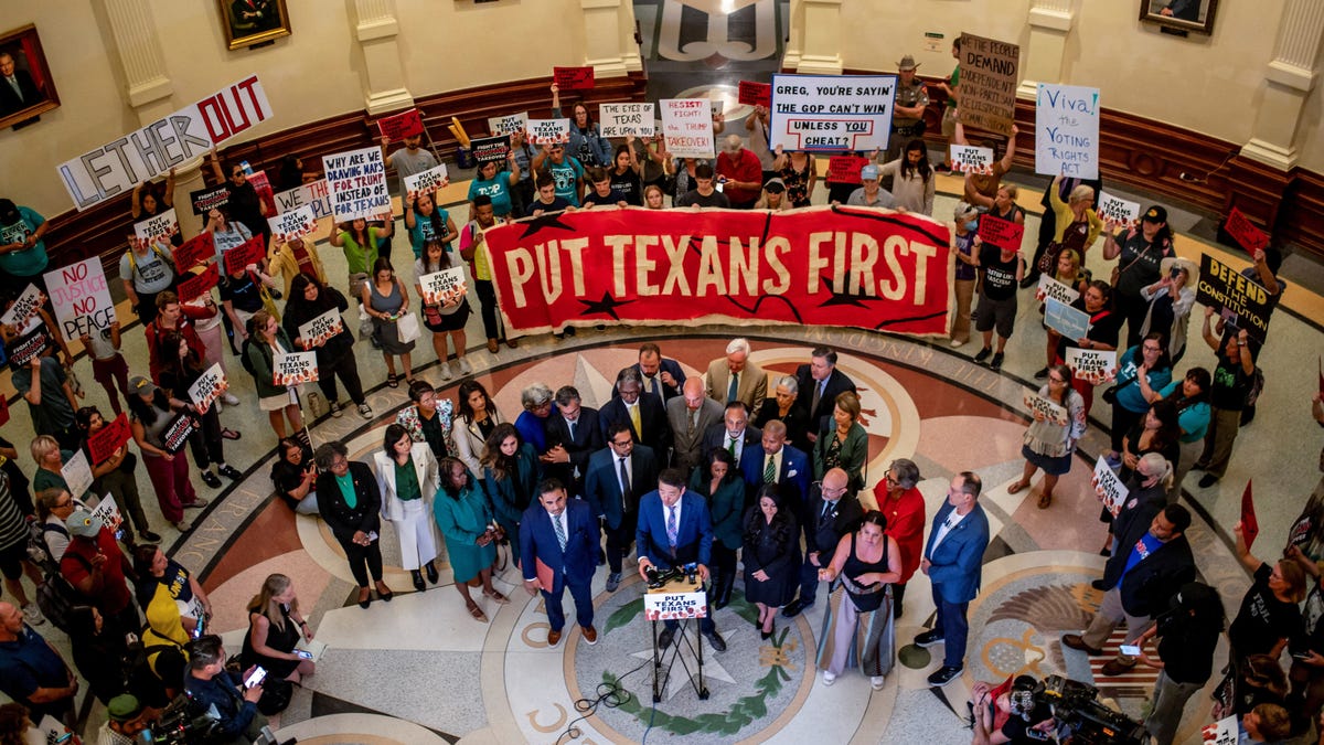 Suprema Corte de EUA Legaliza el Fraude Electoral en Texas