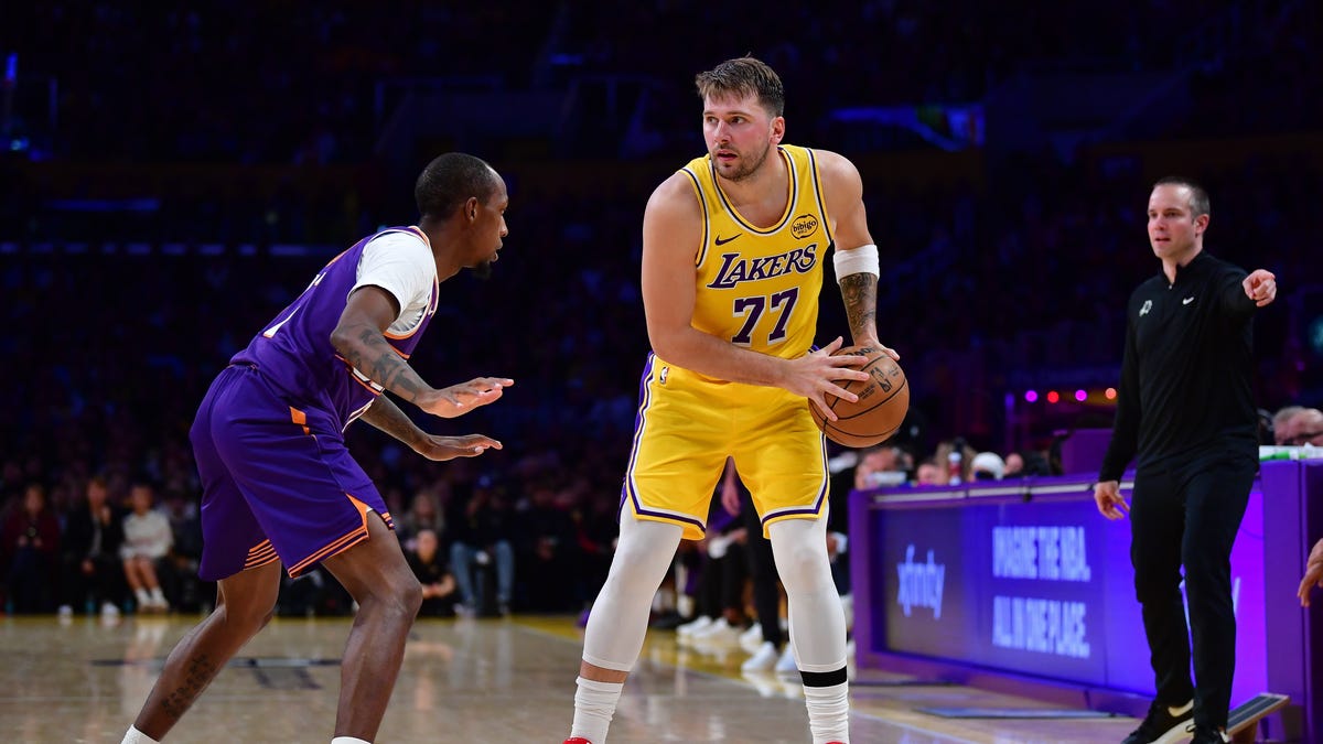 El Peor Desastre de Soles Expone Falla Estratégica vs Lakers