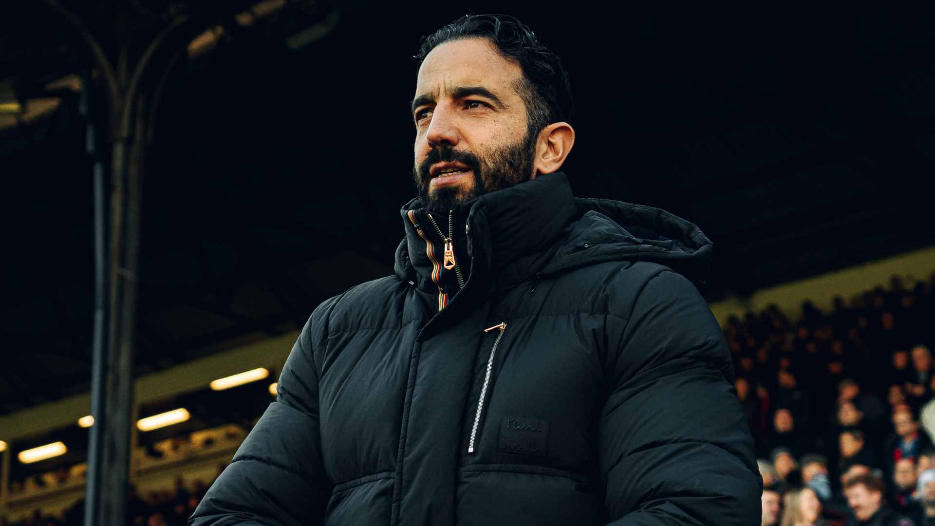 Caos en Villa Park: El United de Amorim Contra la Pared