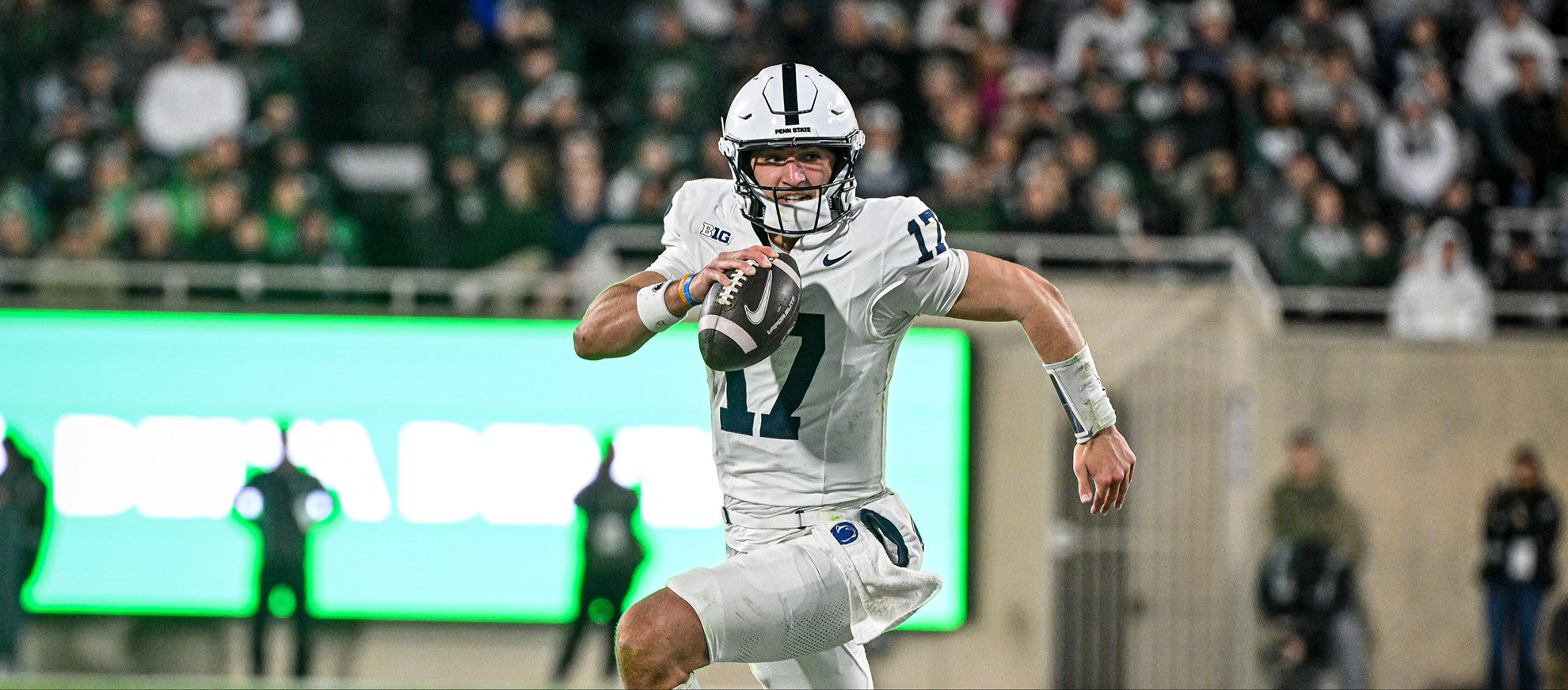 El Desastre del Pinstripe Bowl Acecha a Penn State y Clemson