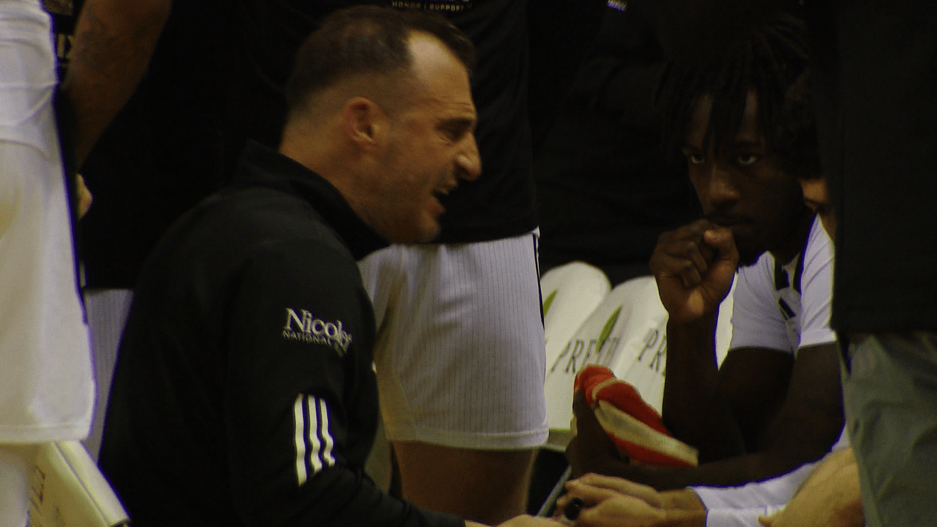 Gottlieb y el Sillazo: ¿Furia o Patético Berrinche?