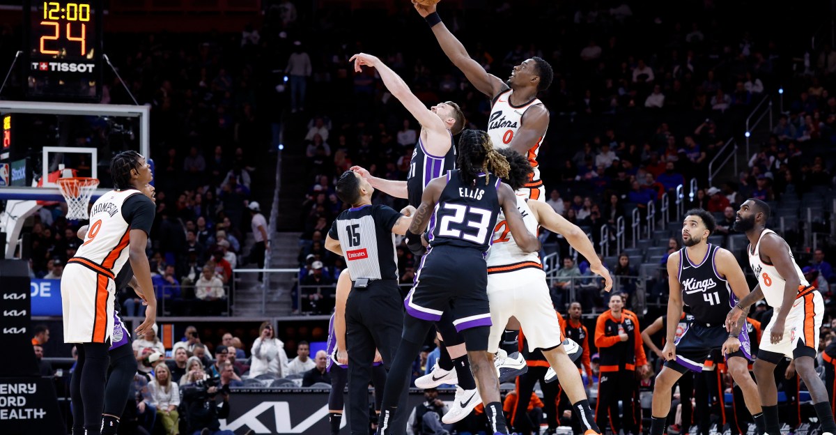 Pistons Ascienden: Dinastía Cunningham, Abismo de los Kings