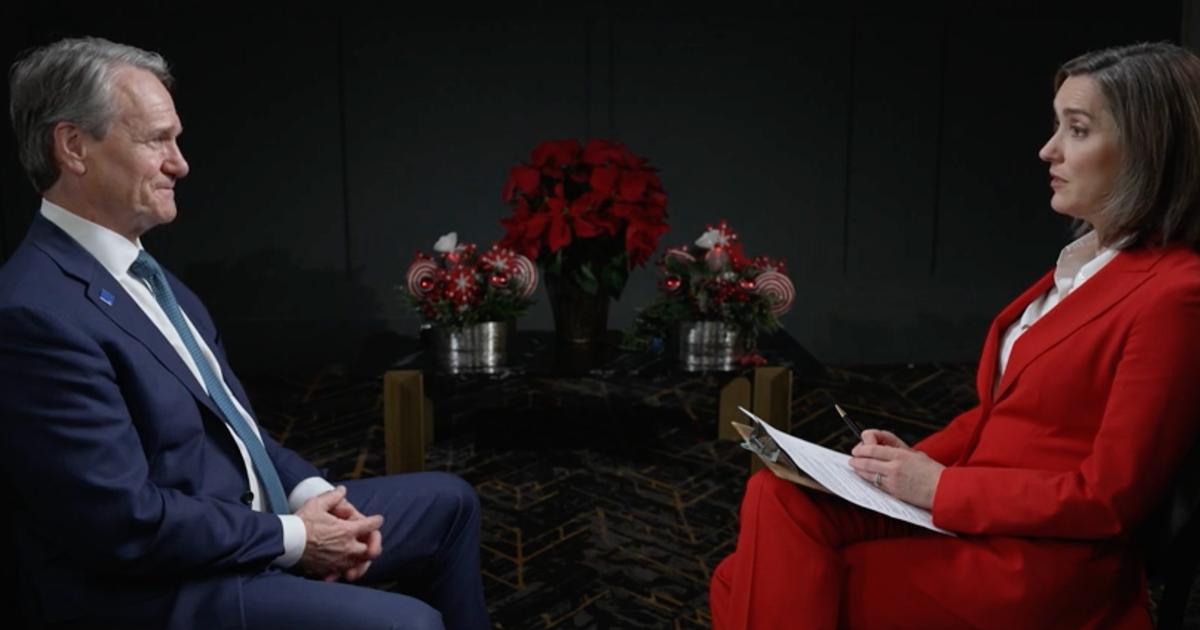 Moynihan Oculta la Verdad: La IA Es Arma de Desempleo Masivo