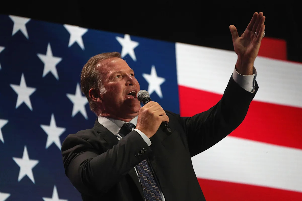 Jim Cornelison entonará el himno ante Bears-Rams