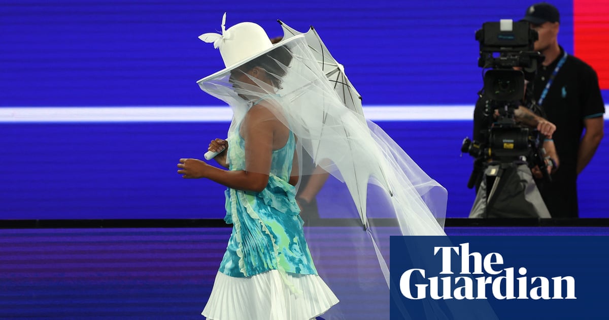 Osaka causa furor en Australia con atuendo de 