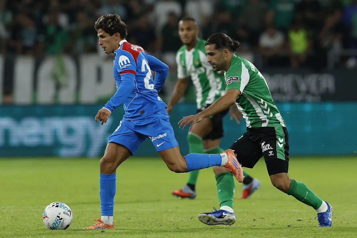 Giuliano Simeone Blinda Futuro con Atlético, Se Gana su Lugar