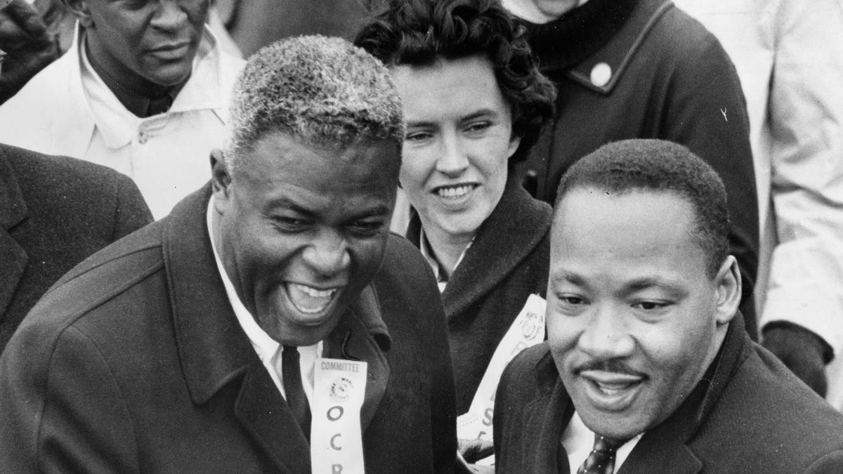Día de Martin Luther King Jr.: El Sueño Pendiente y su Deuda Económica