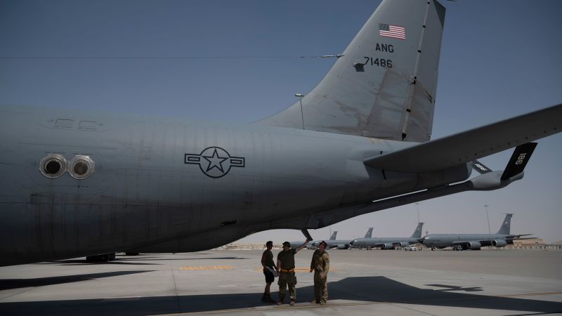 EE.UU. retira personal ante escalada de tensiones con Irán