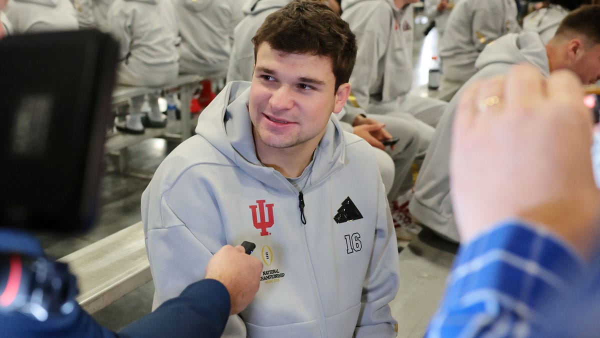 Raíces de Mendoza en Miami Impulsan a QB de Indiana