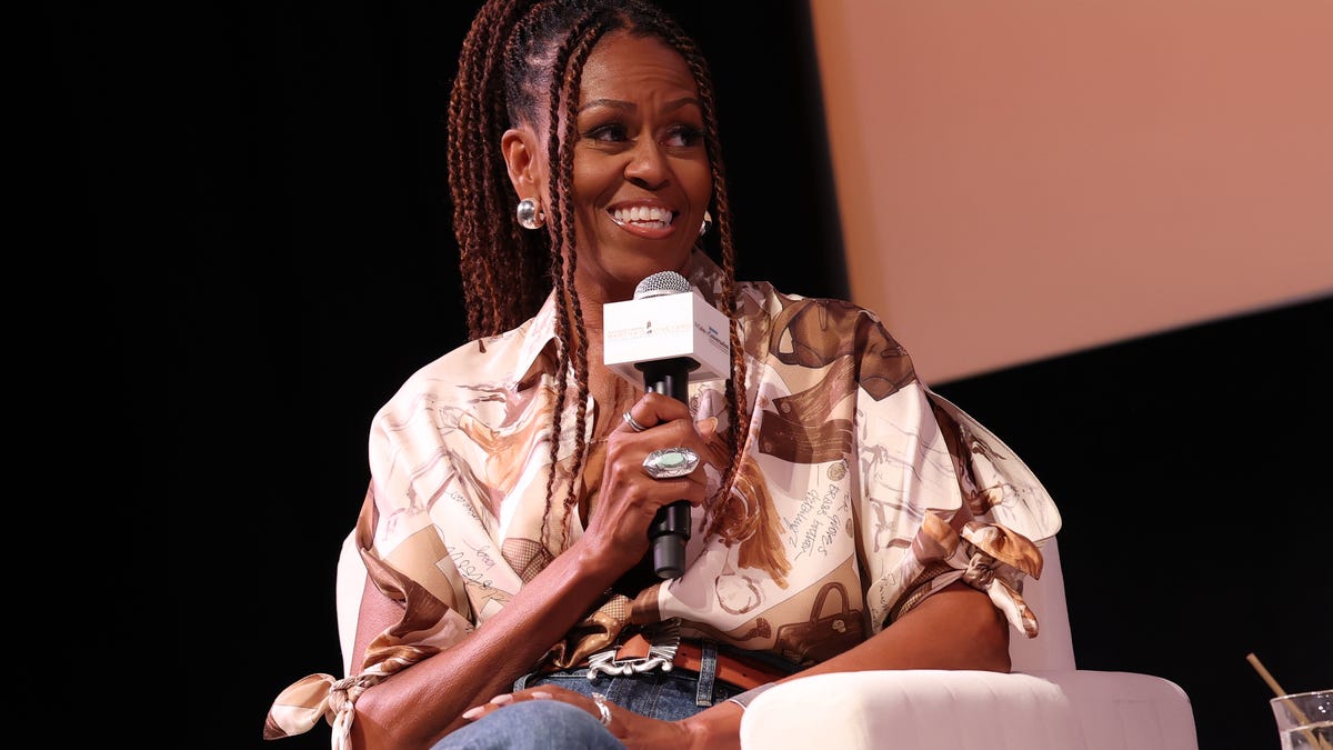 Michelle Obama Comparte Reflexiones de Maternidad en 'Call Her Daddy'