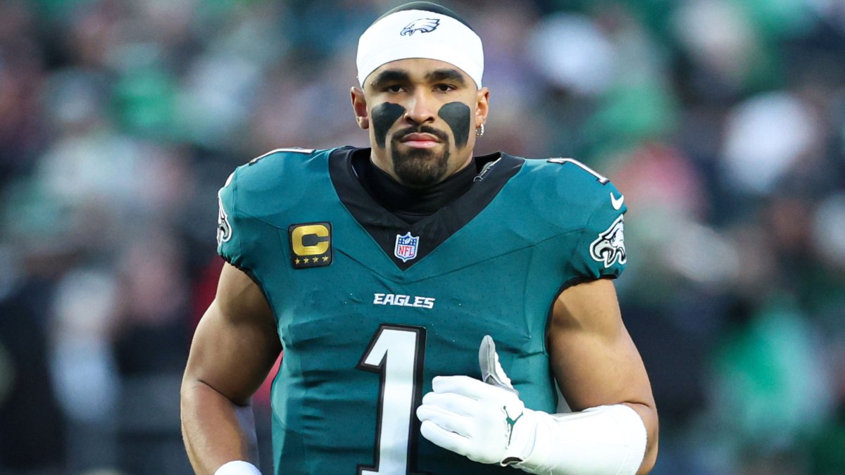 Eagles Despiden a OC Patullo; Hurts Busca Estabilidad