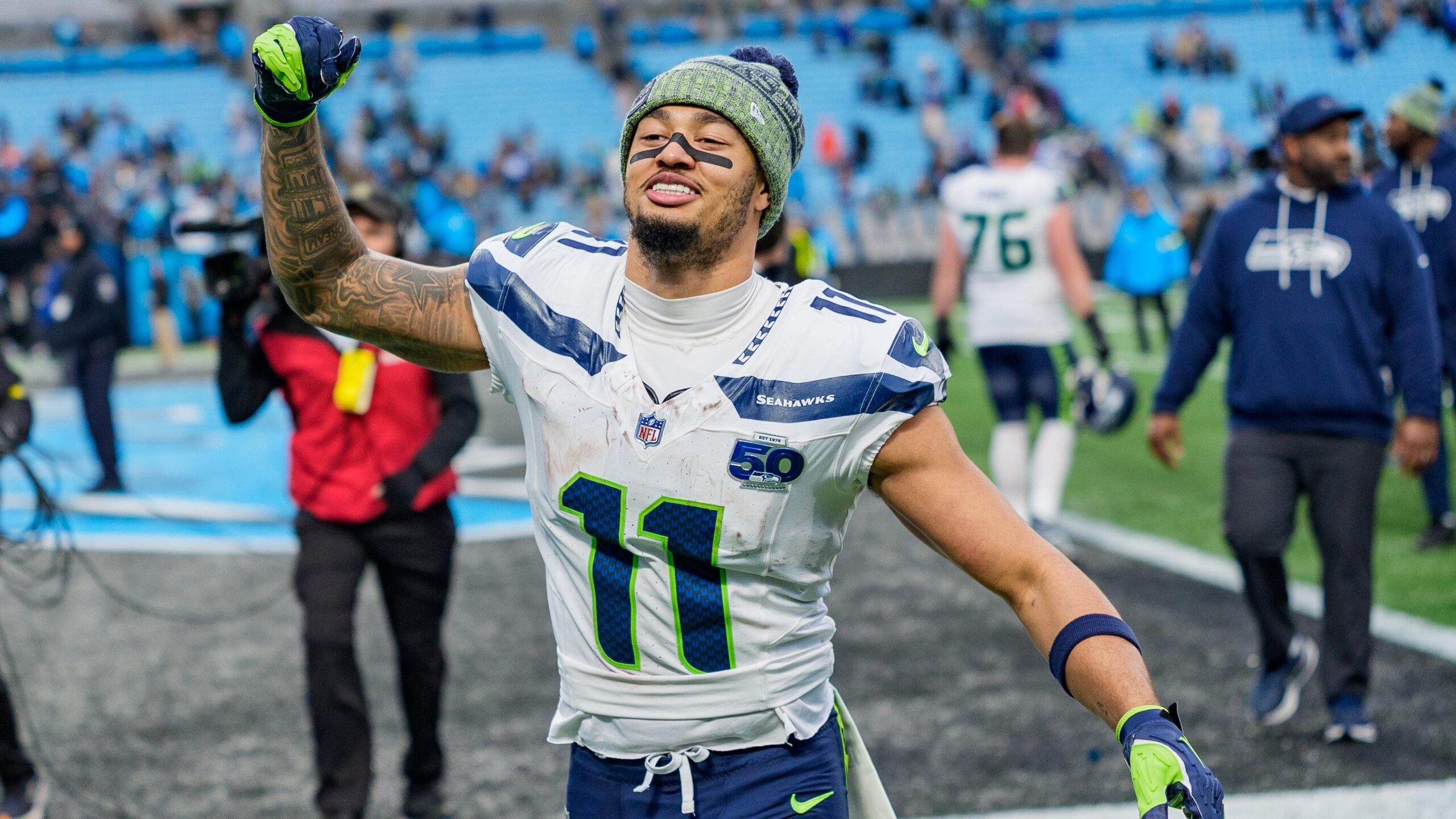 Defensa de los 49ers bajo lupa tras cabezazo en playoff