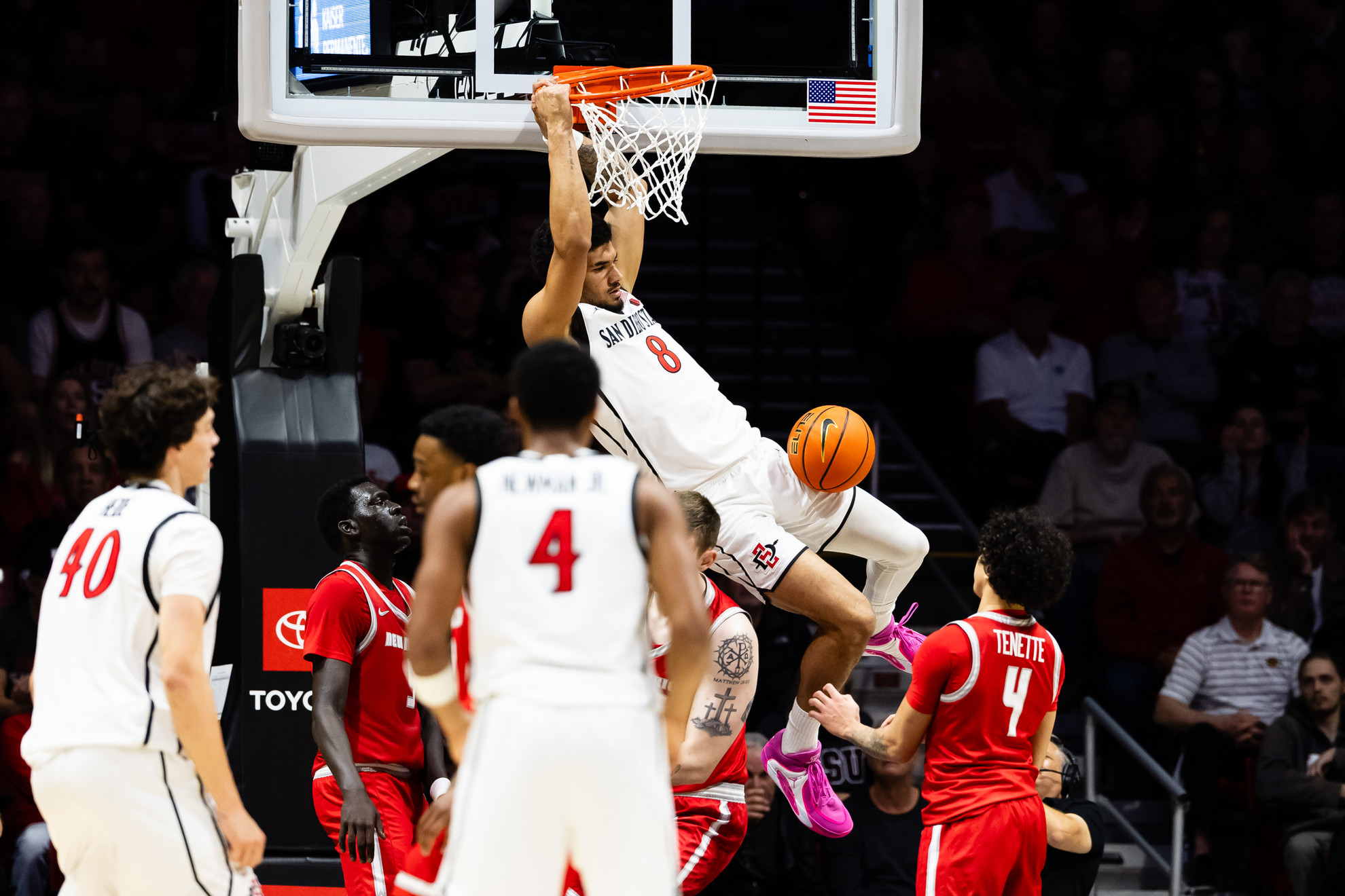 SDSU Busca Liderato en la MW Contra Grand Canyon