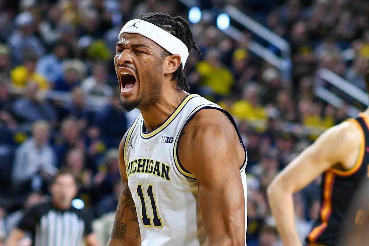 Arizona Se Afianza Como No. 1 Pese a Paliza de Michigan