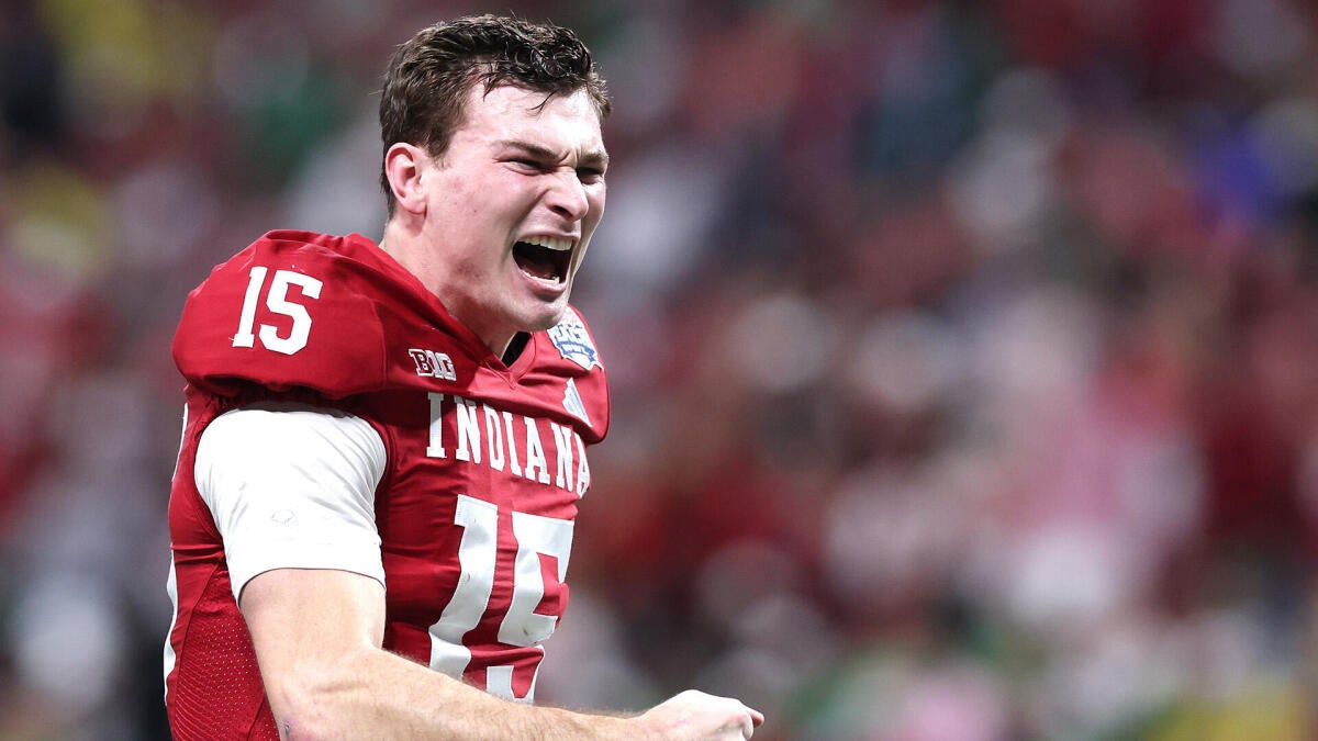 Prospectos del Draft NFL 2026 Emergen Tras Temporada de Fútbol Americano