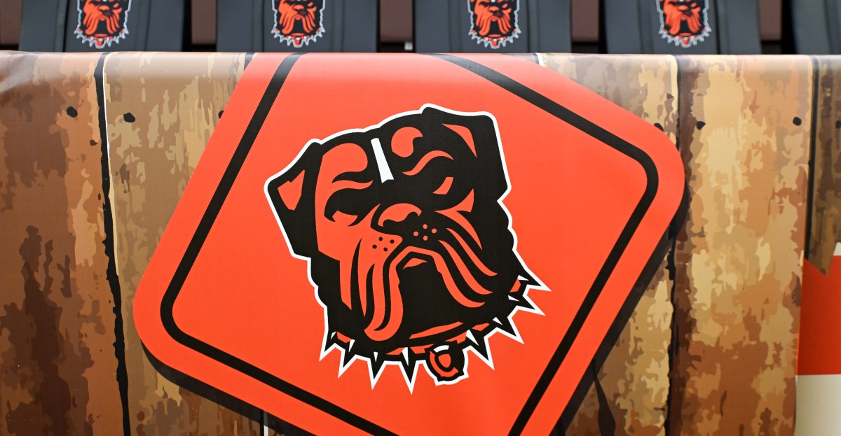 Vidal salva la jugada y la búsqueda de entrenador de los Browns en el centro de la NFL