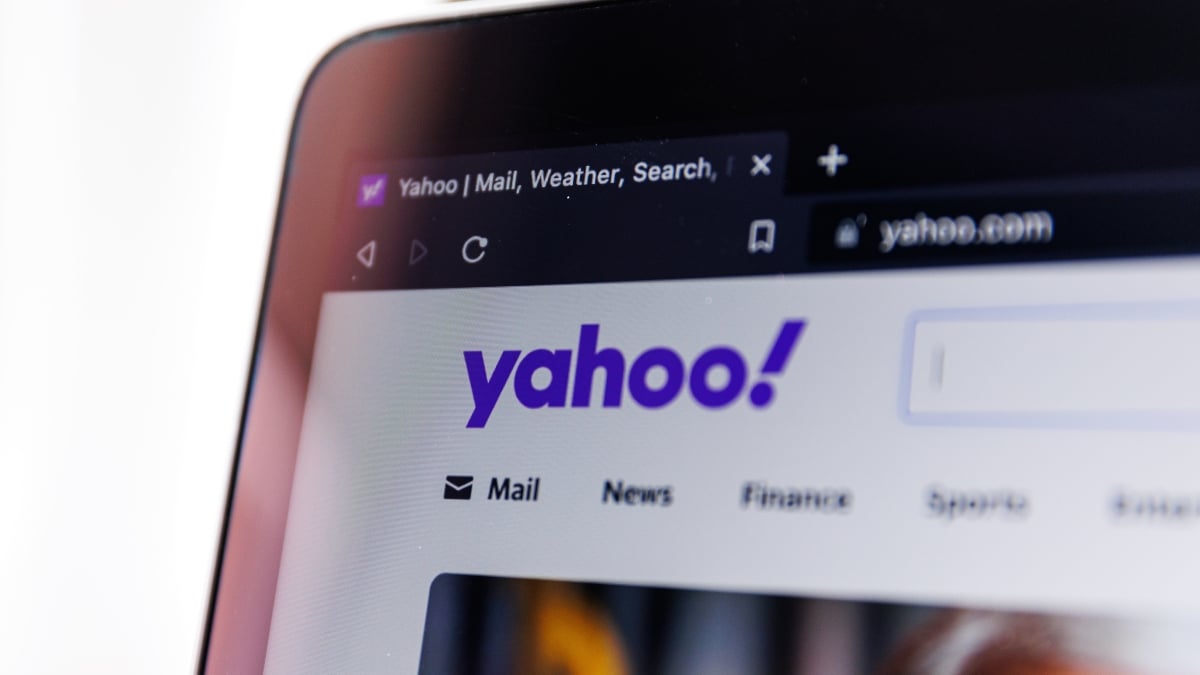Falla en Yahoo y AOL afecta a miles de usuarios