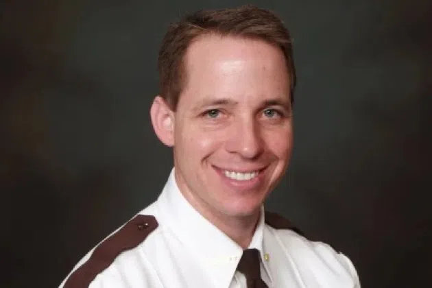 Sheriff de Sherburne County se Retira Tras 18 Años; Apoya a Sucesor