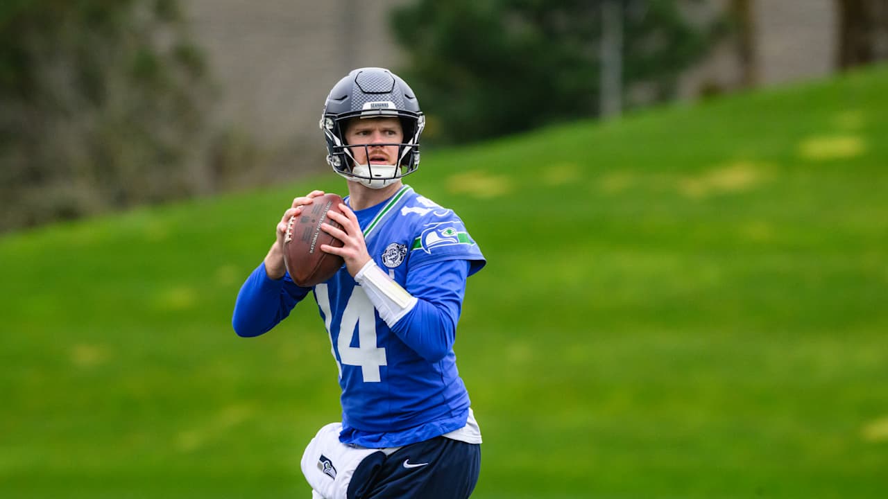 Darnold en Duda para Playoffs de Seahawks; Lock Preparado