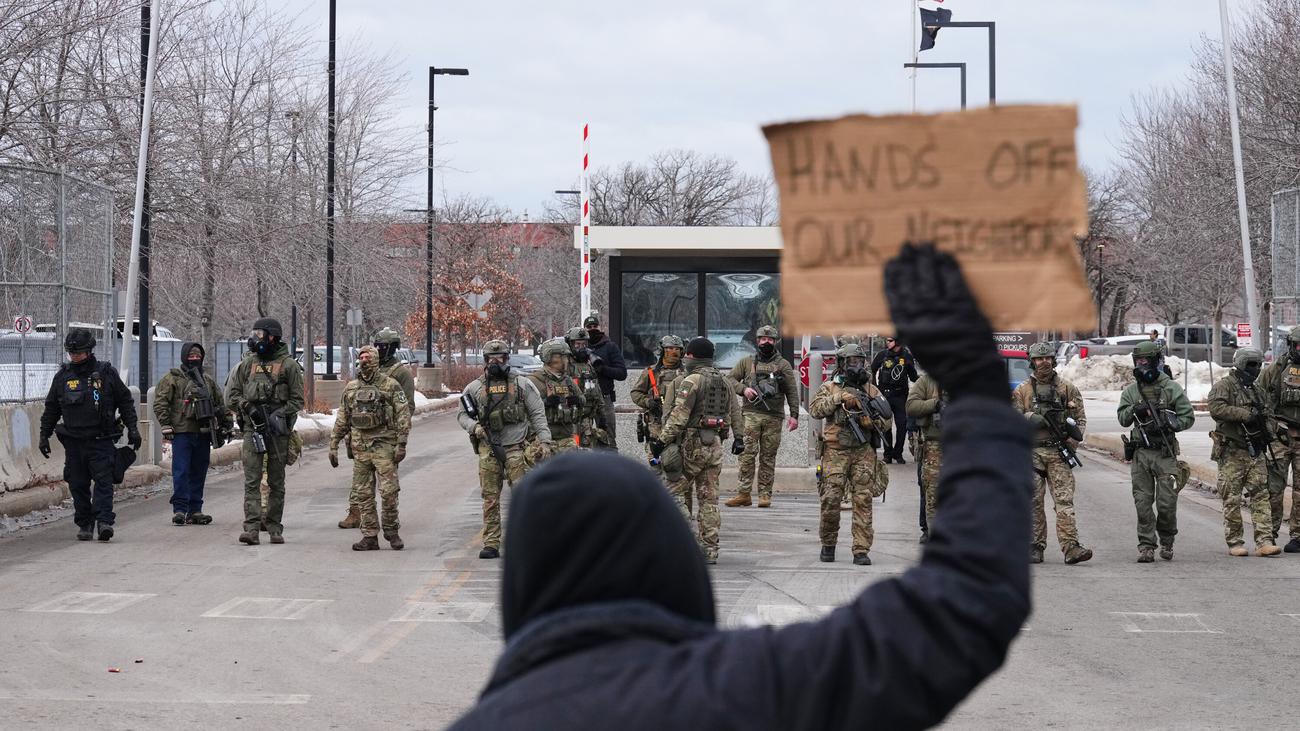 Fiscales de EU Renuncian Tras Protestas Contra Gobierno de Trump
